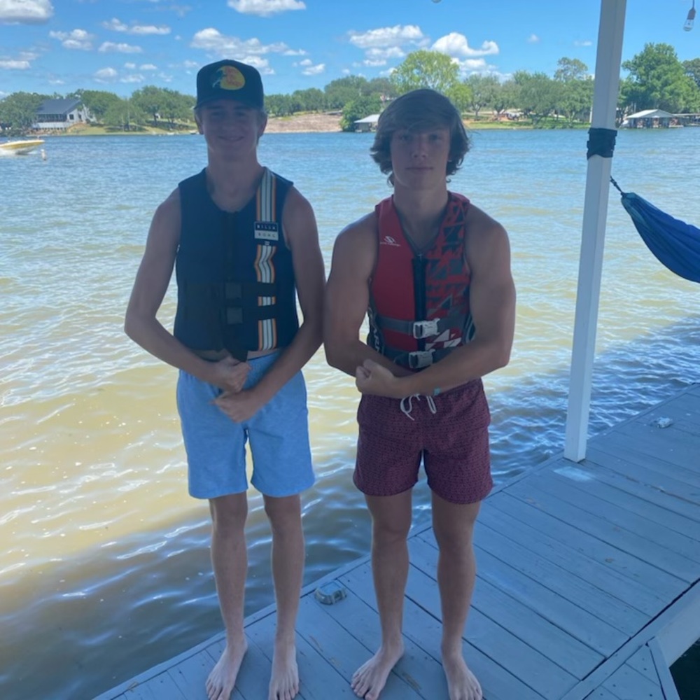 Meet your Posher, Brady